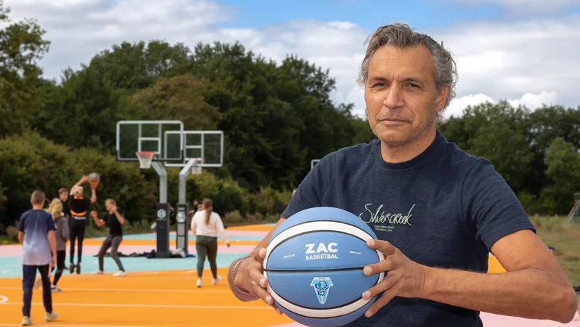 ZAC blij en trots op nieuwe én bonte outdoor basketbalvelden